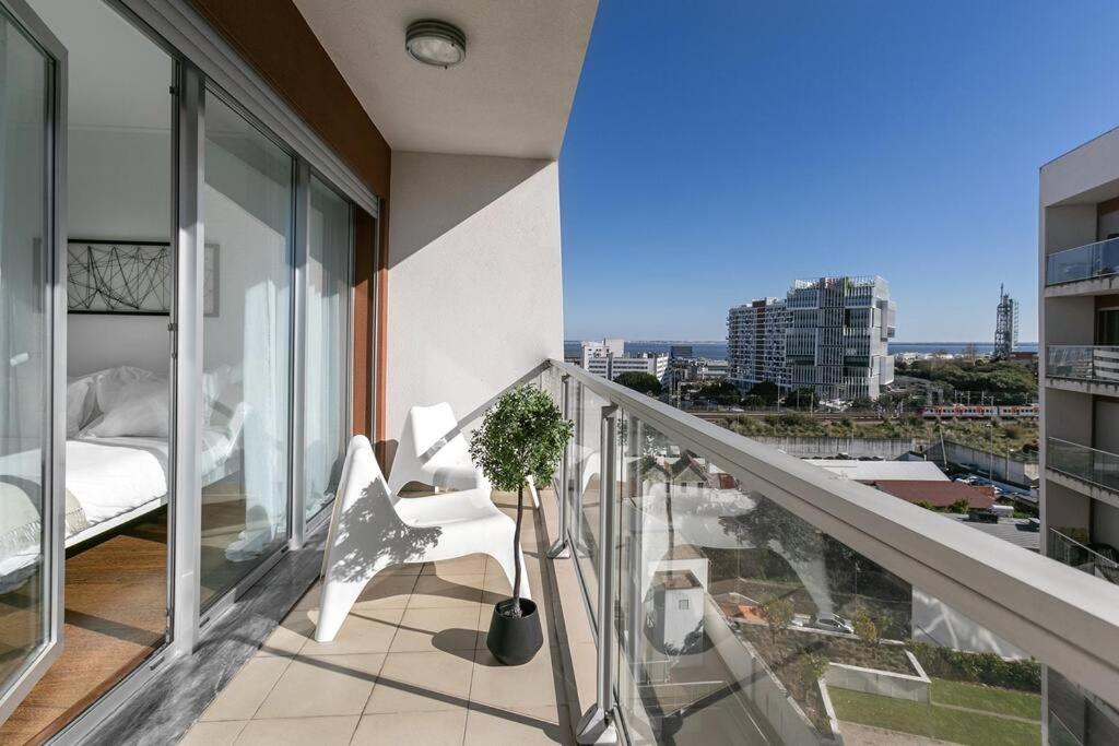 Lisbon Metro Apartment Лиссабон Экстерьер фото