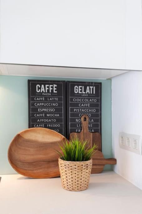 Lisbon Metro Apartment Лиссабон Экстерьер фото